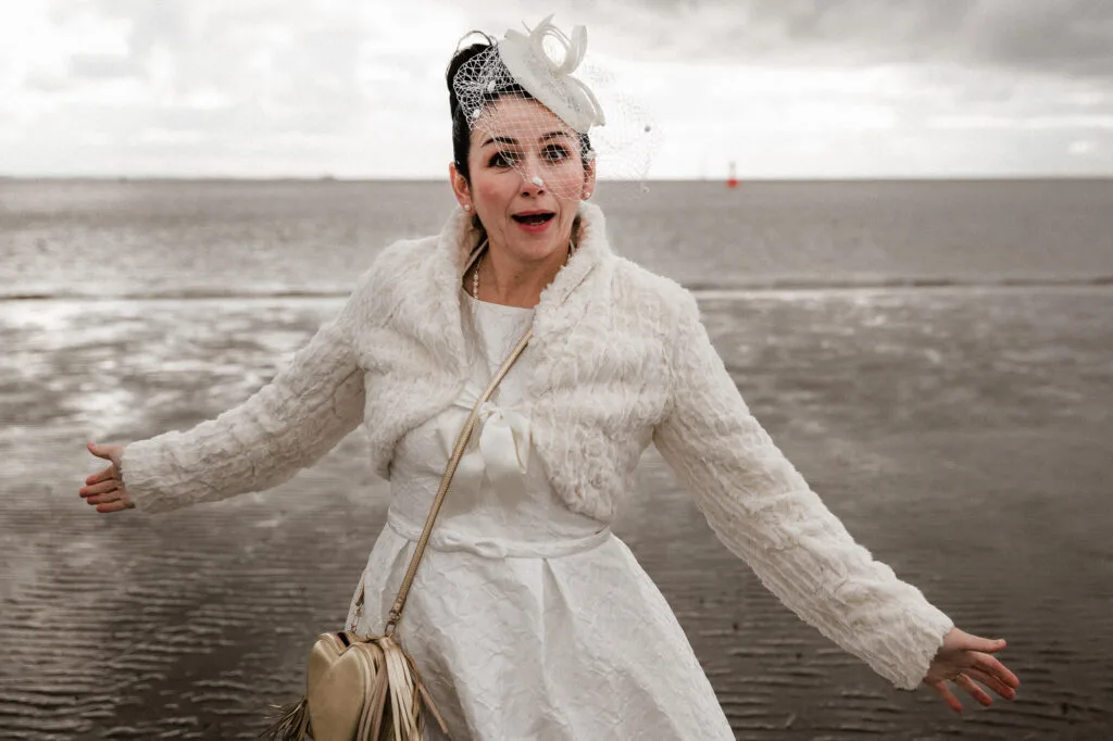 Der Norderney – Look: Authentische Hochzeitsfotos